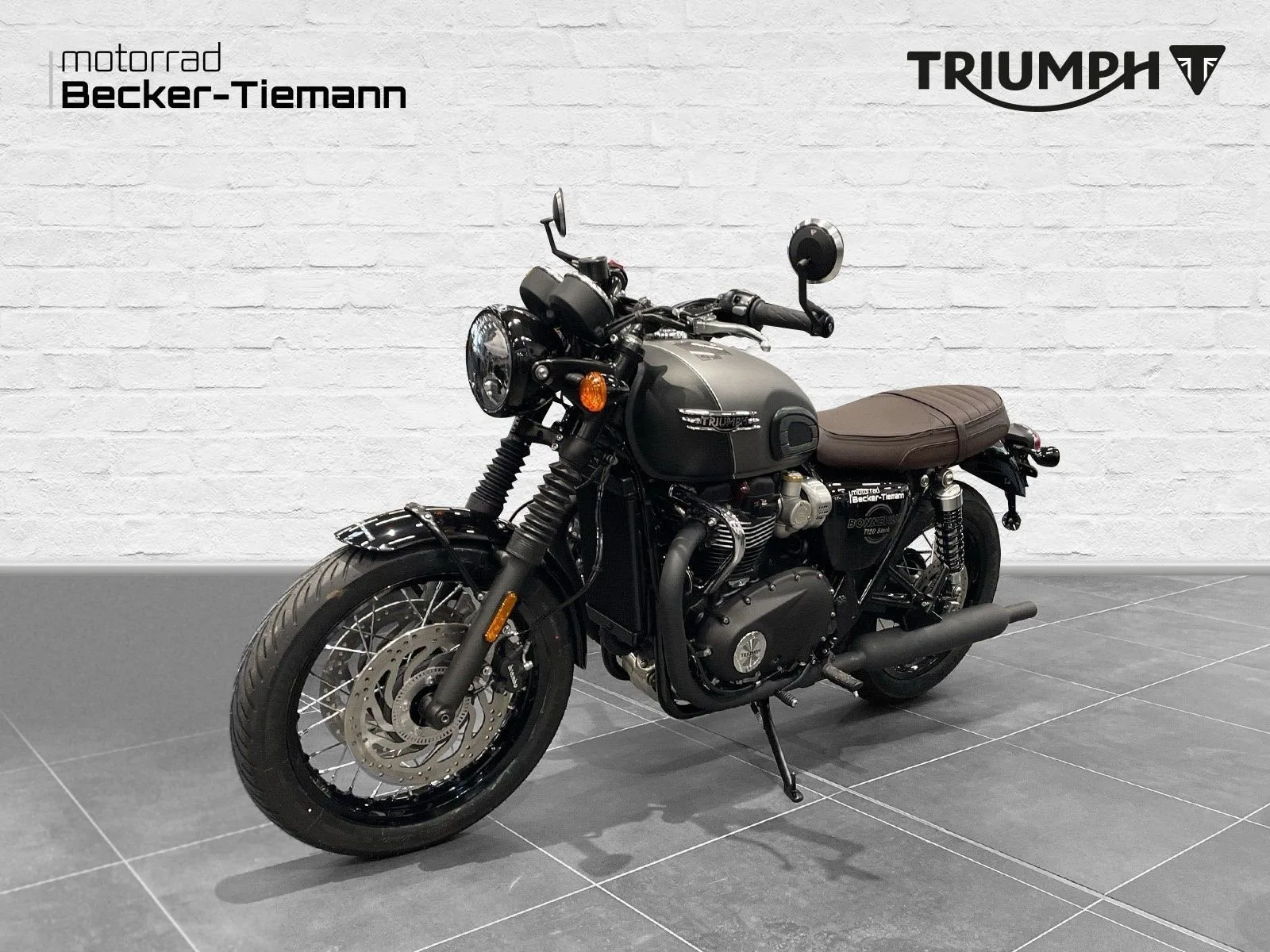 Triumph Bonneville T120 Black