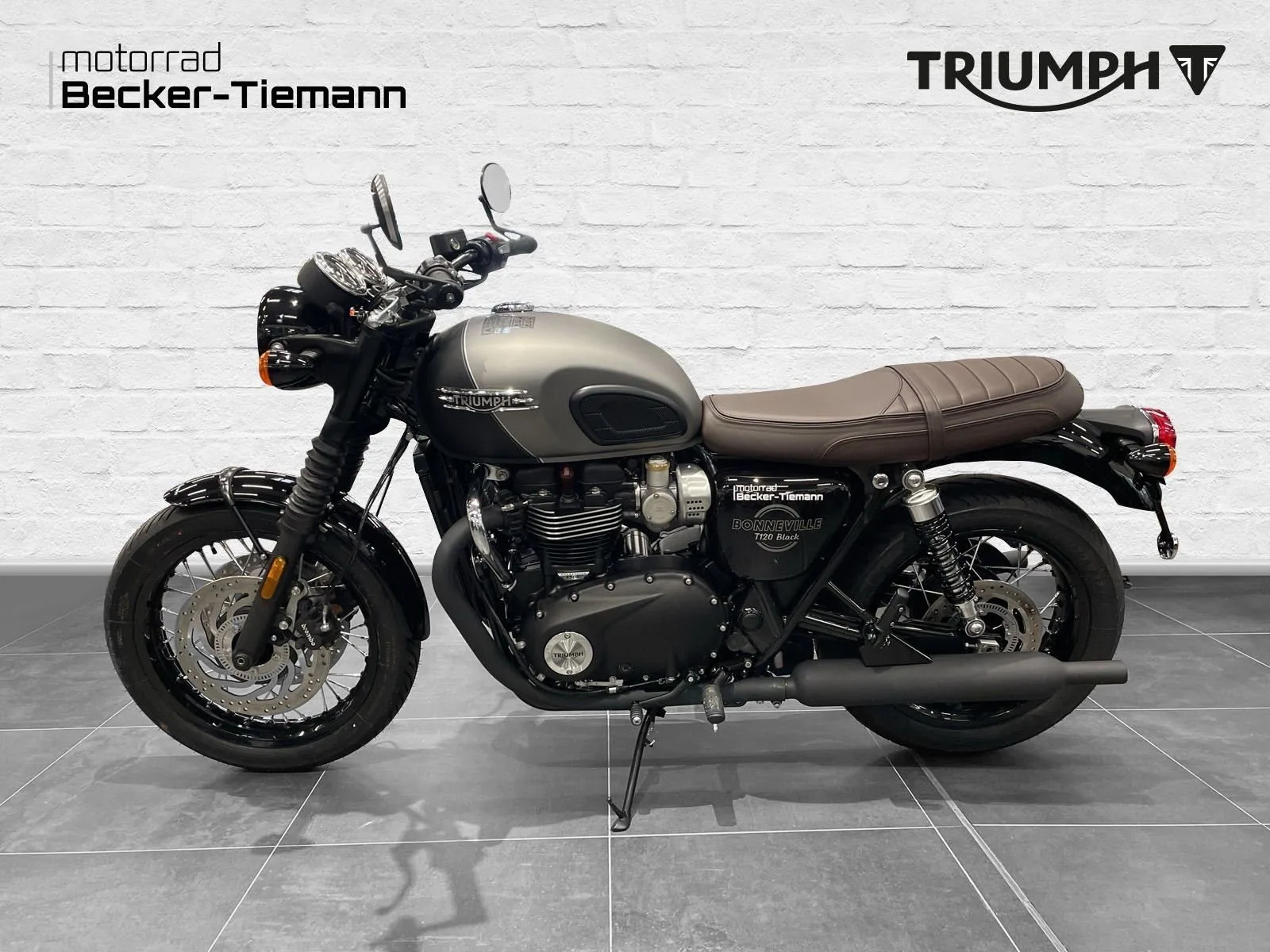 Triumph Bonneville T120 Black