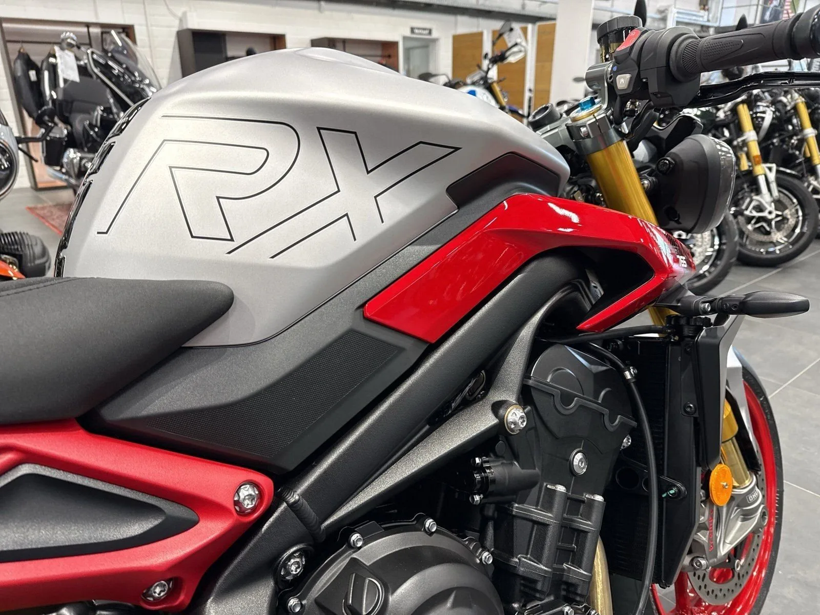 Triumph Street Triple 765 RX