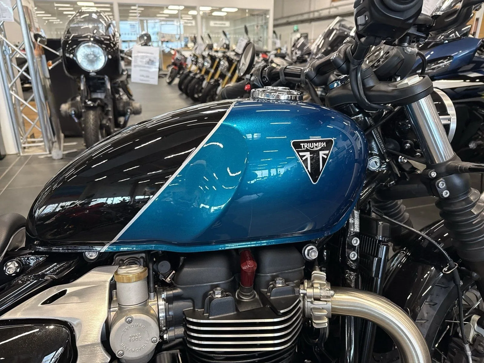 Triumph Bonneville Bobber