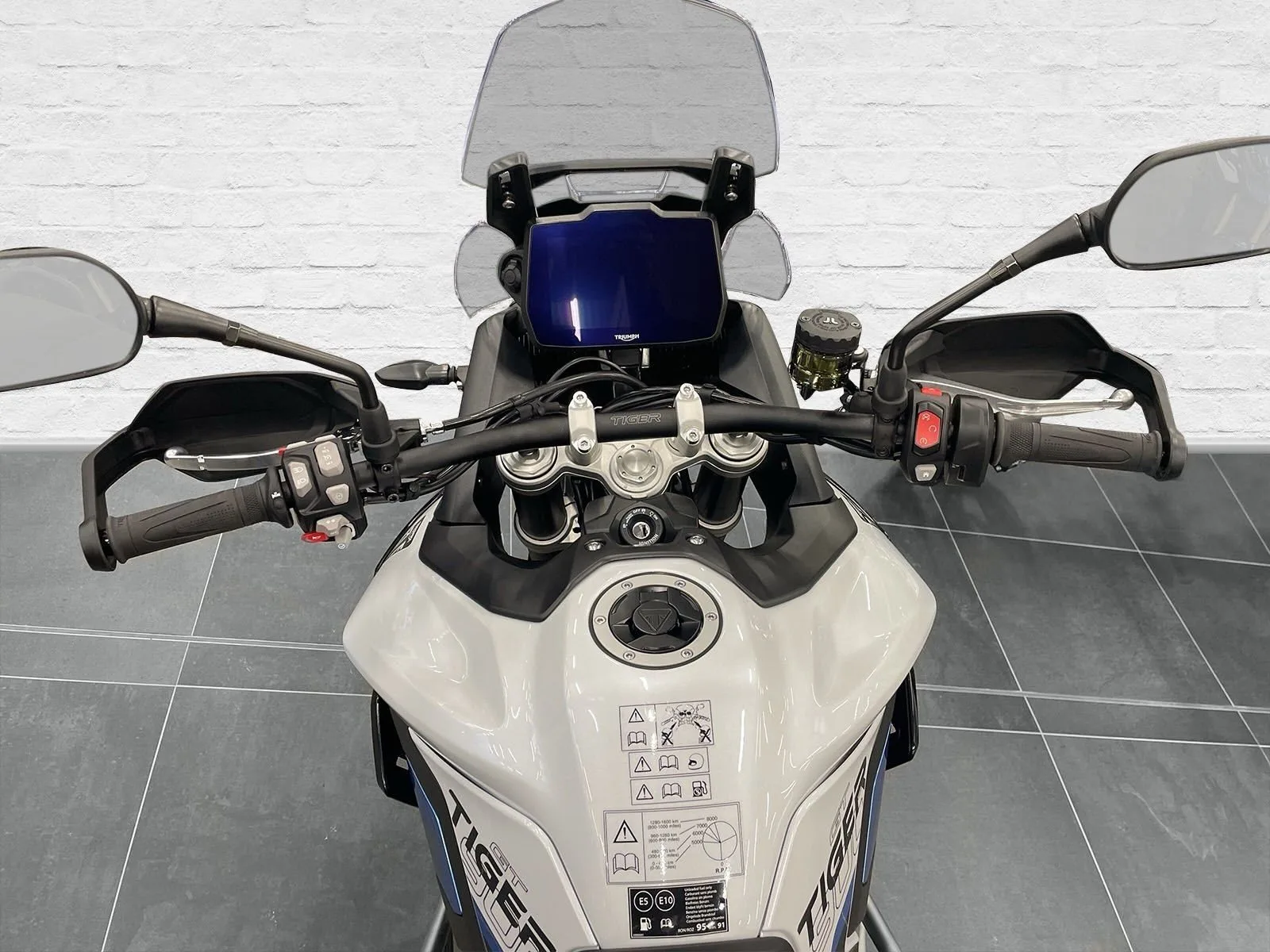 Triumph Tiger 900 Alpine Edition