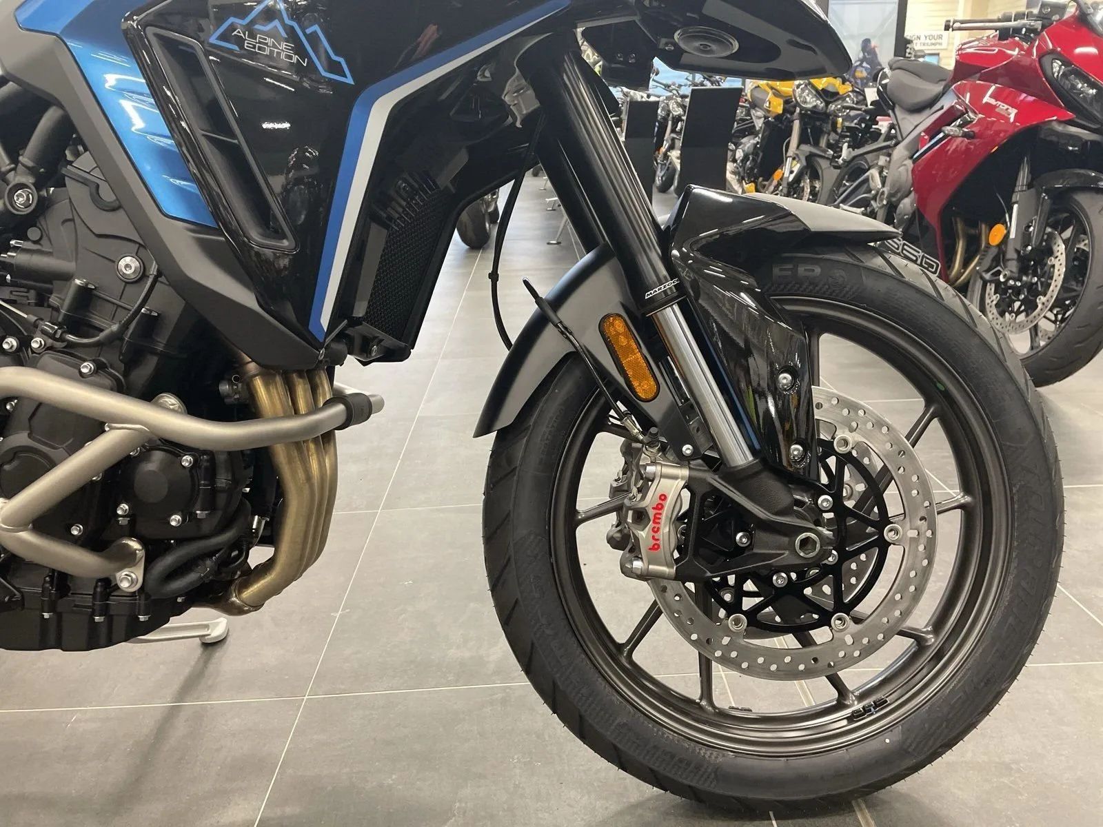 Triumph Tiger 900 Alpine Edition