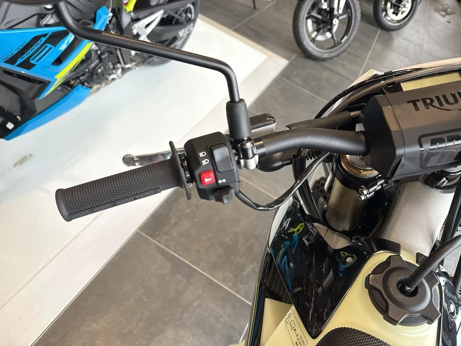 Triumph TF 250-E