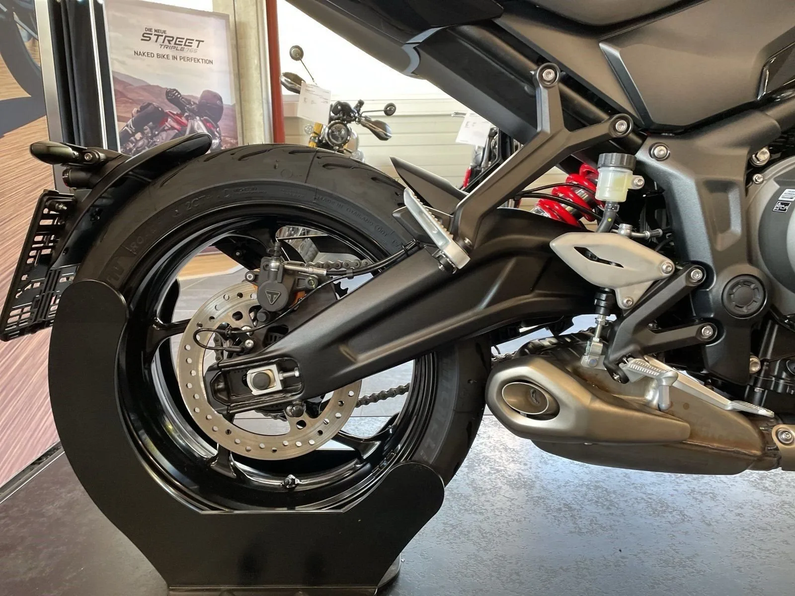 Triumph Trident 660