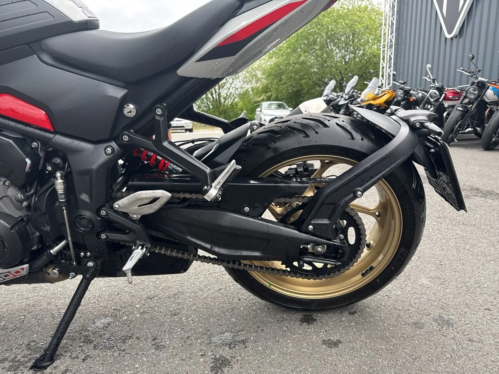 Triumph Trident 800