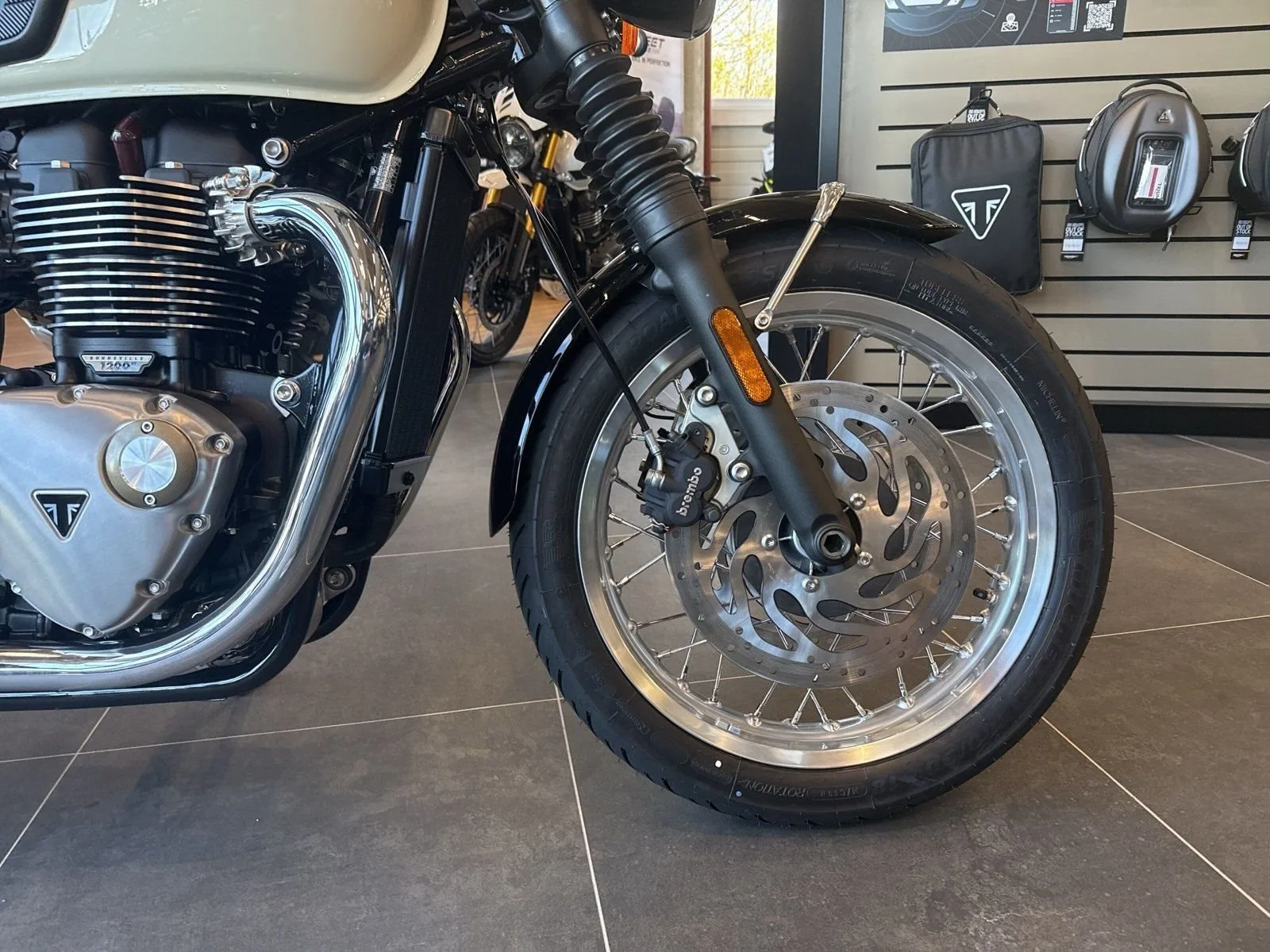 Triumph Bonneville T120