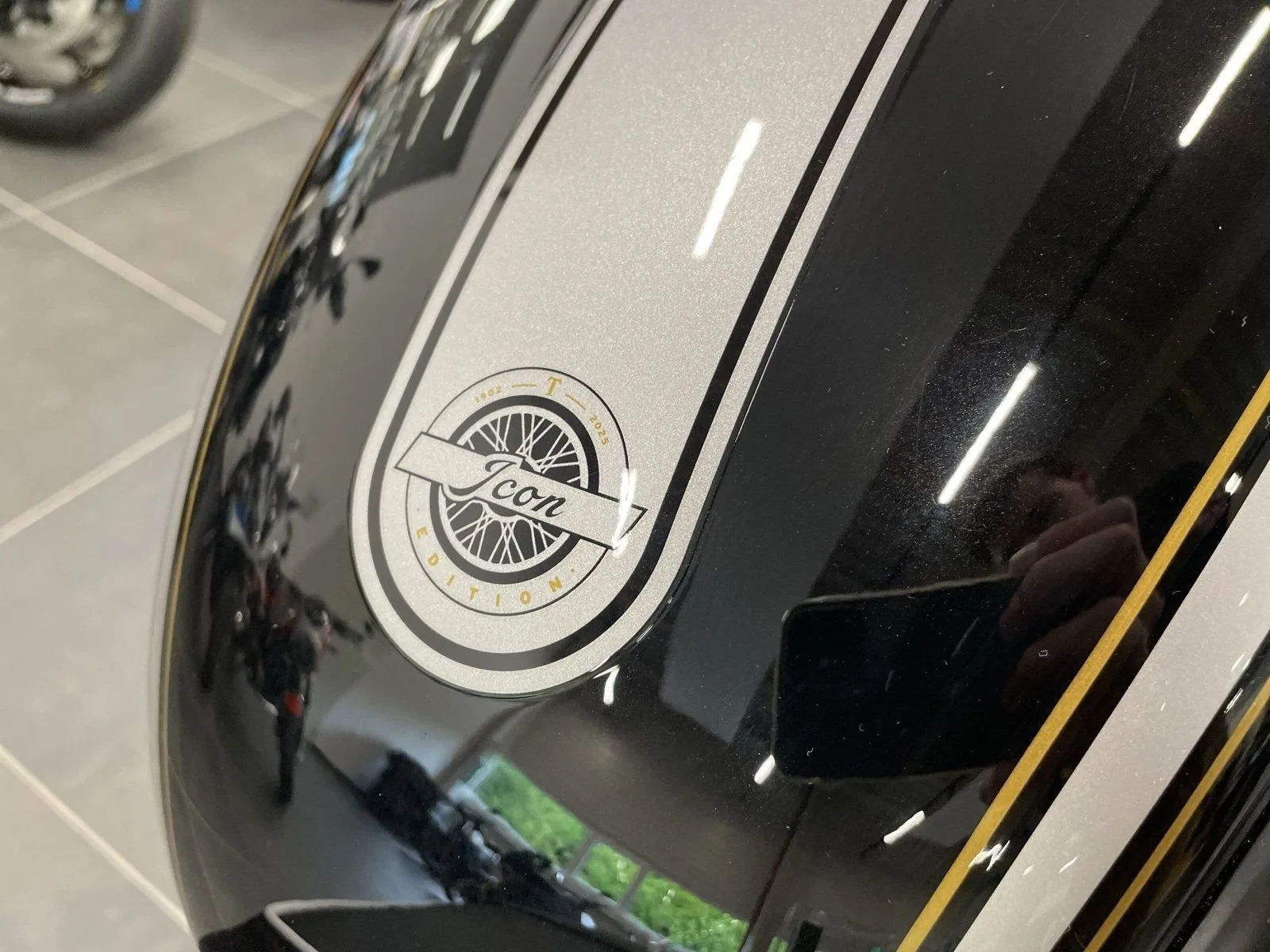 Triumph Bonneville T120 Icon Edition