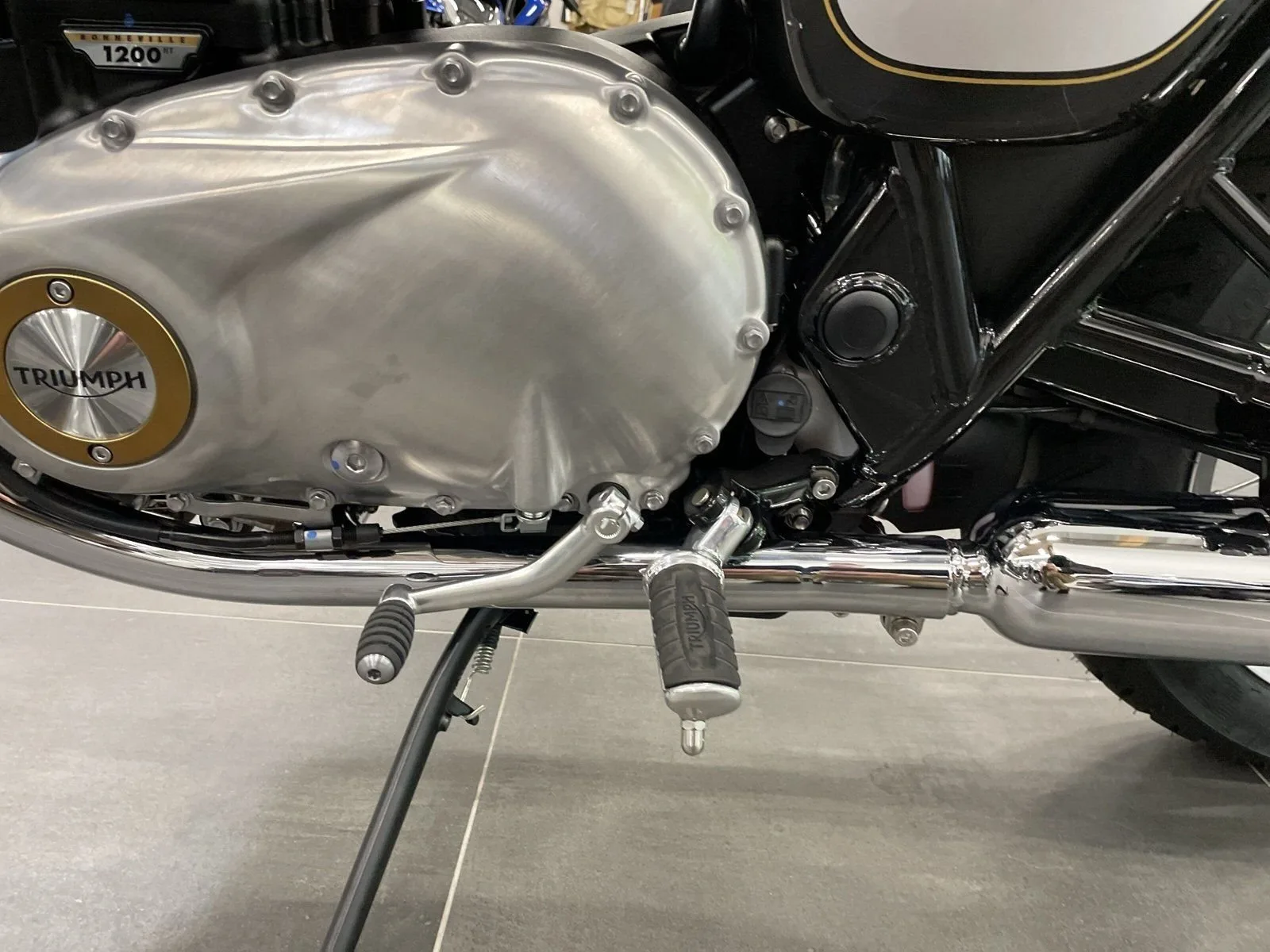 Triumph Bonneville T120 Icon Edition