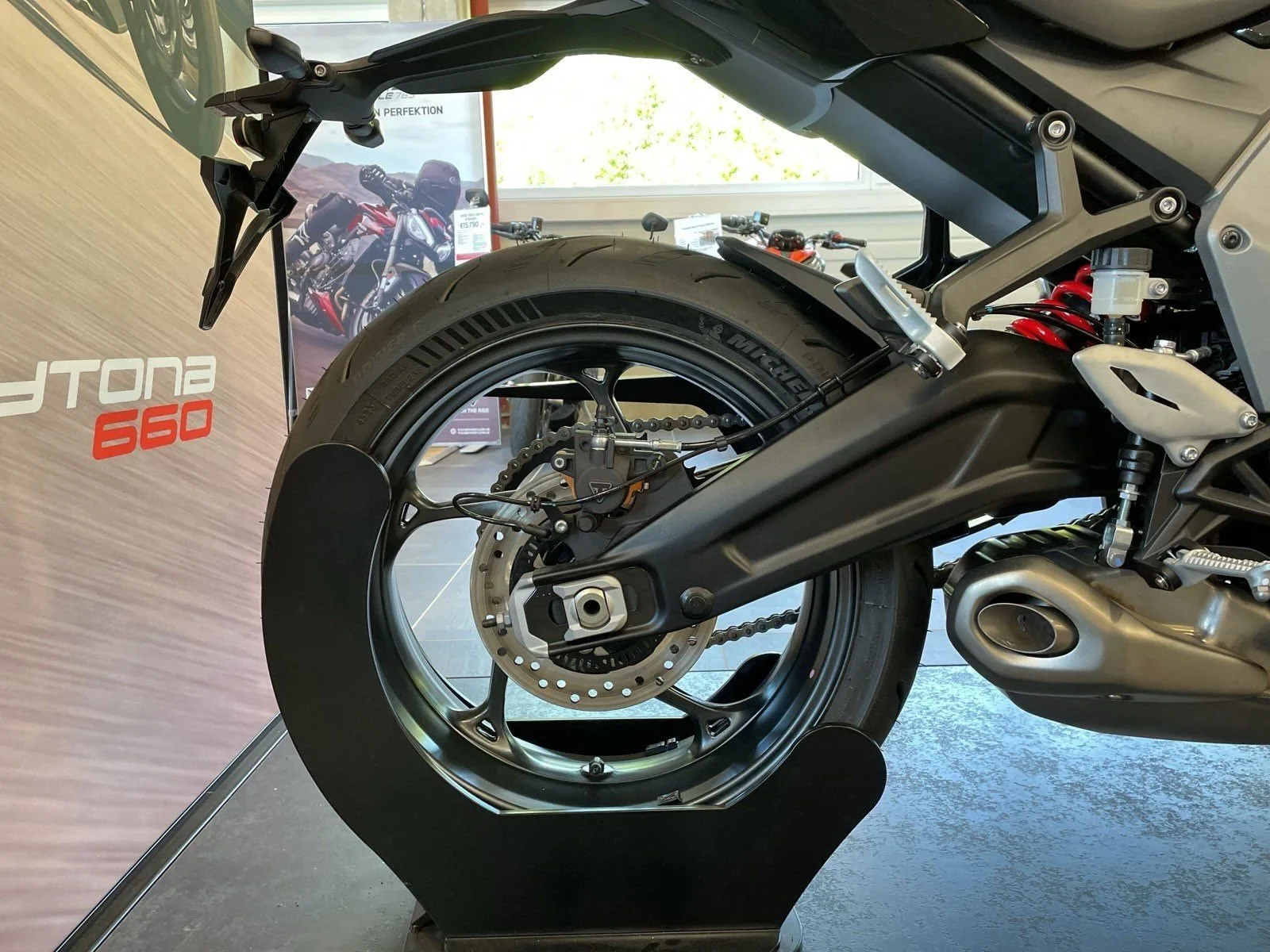 Triumph Daytona 660