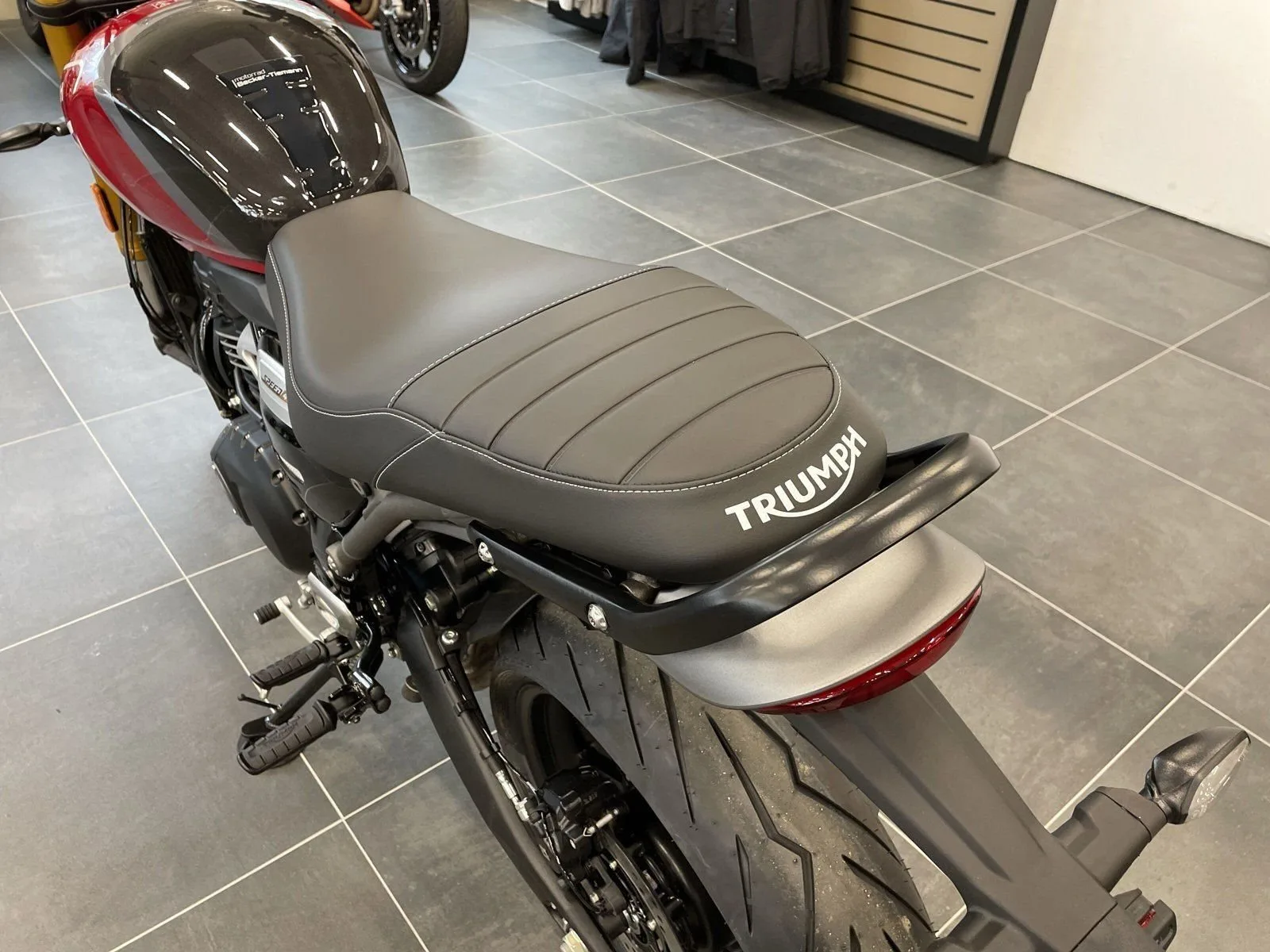 Triumph Speed 400