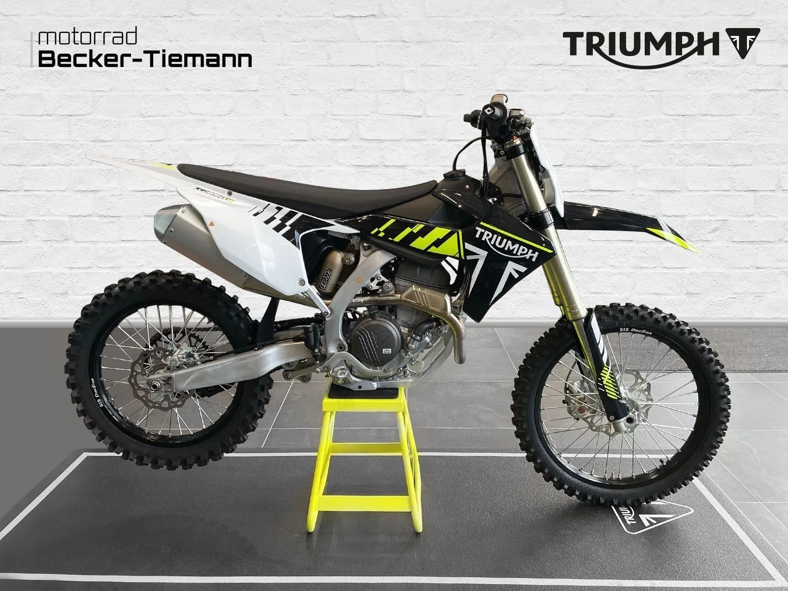 Triumph TF 250-X