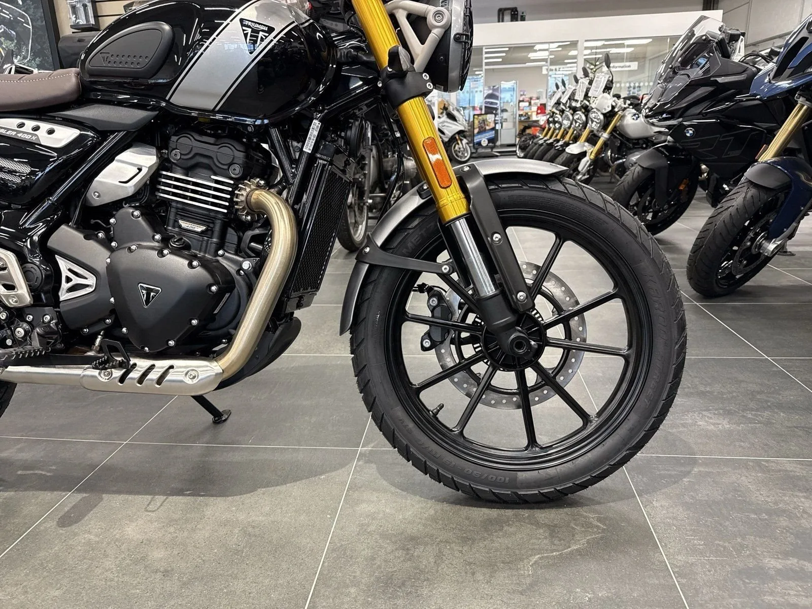 Triumph Scrambler 400 X