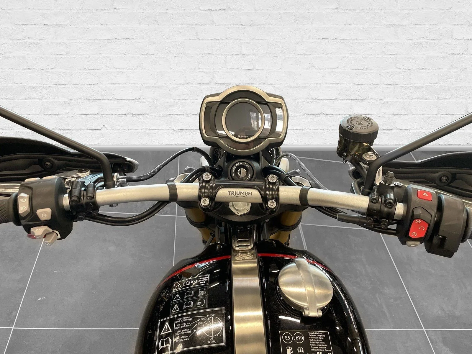 Triumph Scrambler 1200 XE