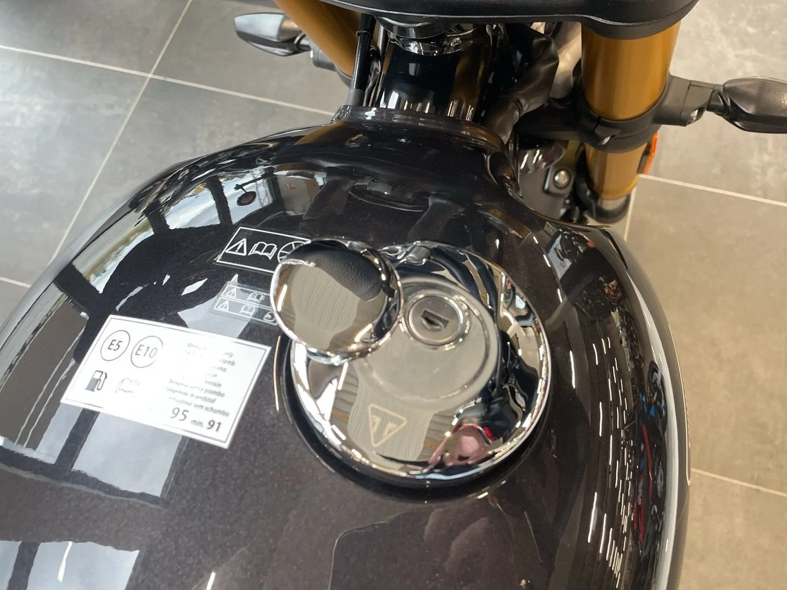 Triumph Scrambler 400 XC