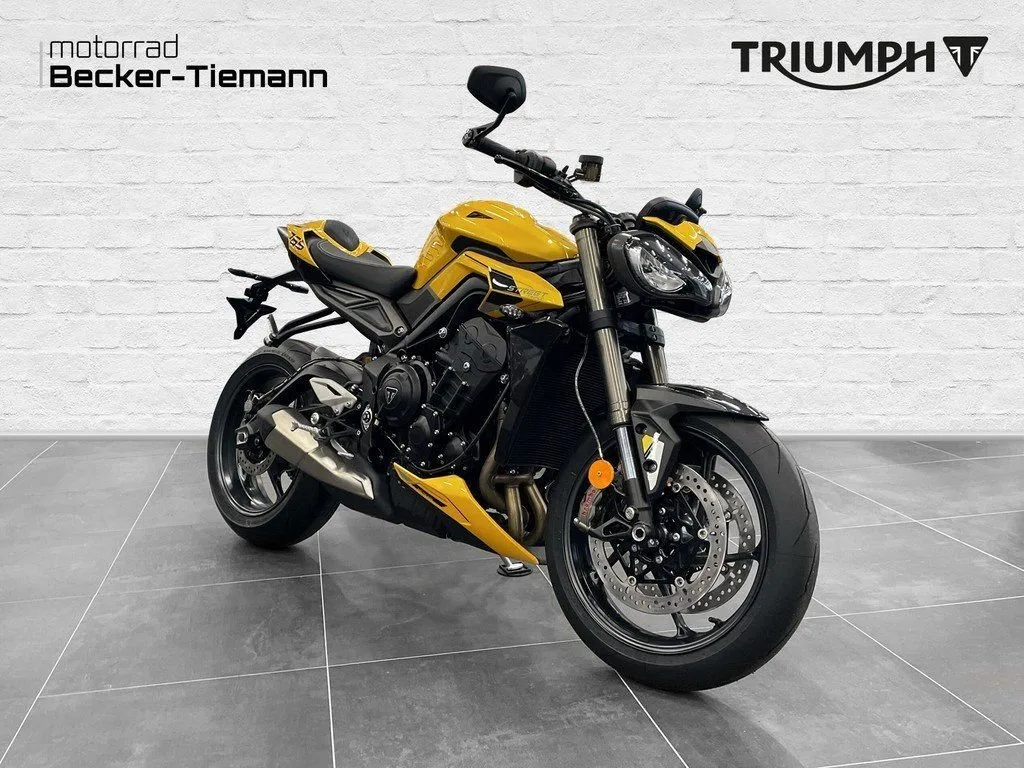 Triumph Street Triple RS