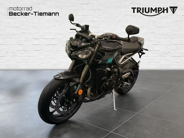 Triumph Street Triple RS