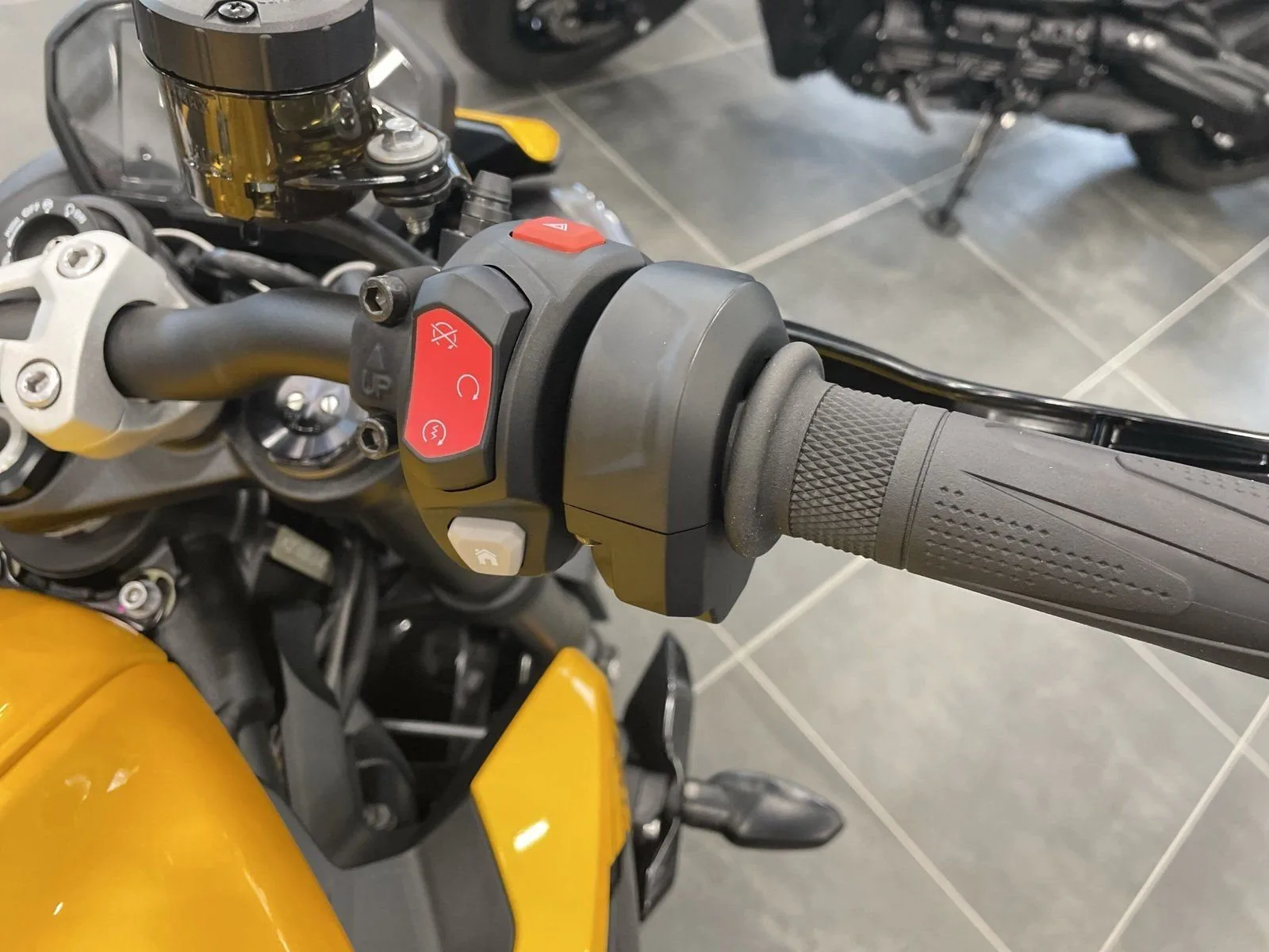 Triumph Street Triple RS