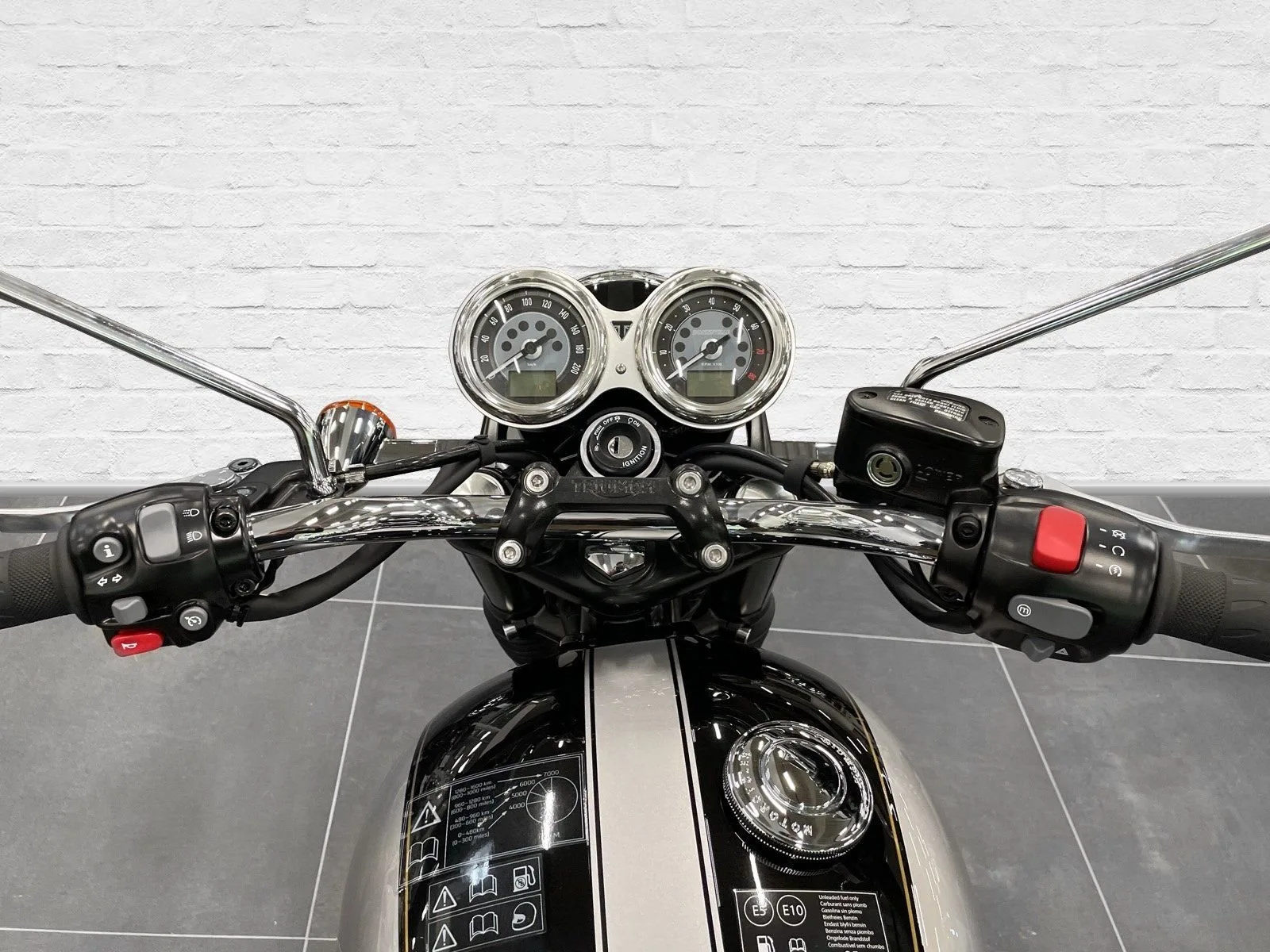 Triumph Bonneville T120 Icon Edition