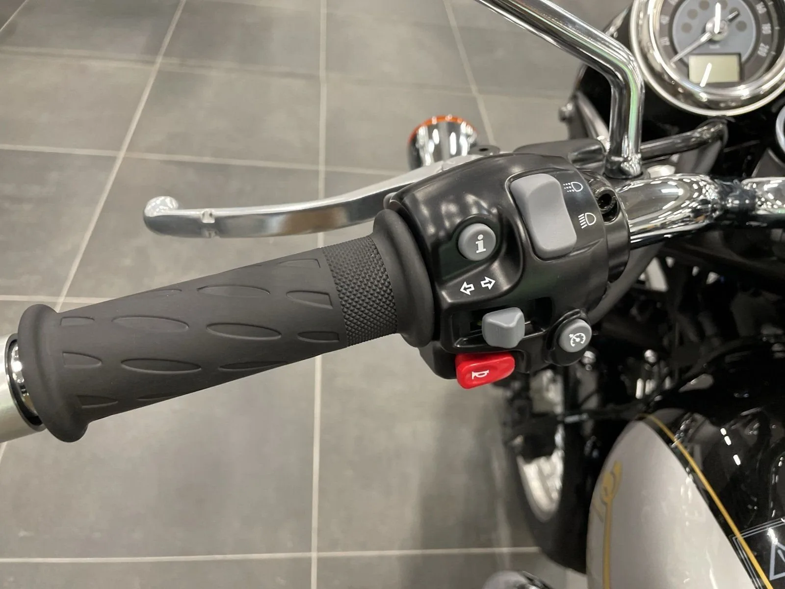 Triumph Bonneville T120 Icon Edition