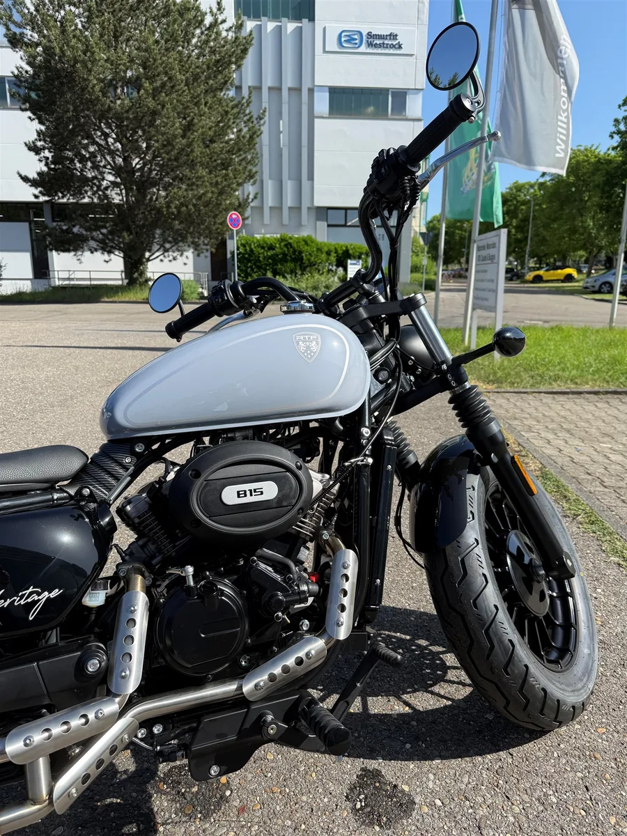 RTF B15 Bobber Heritage V2 125
