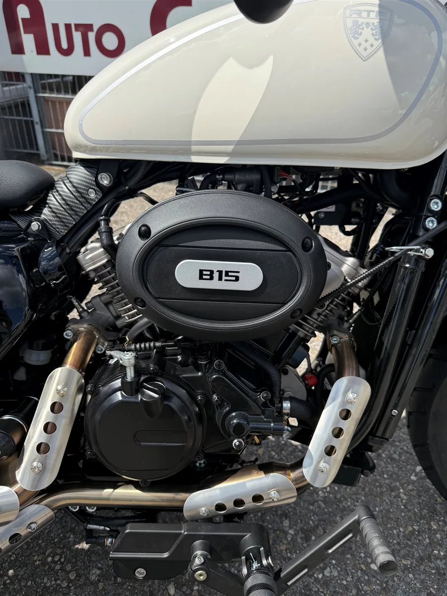 RTF B15 Bobber Heritage V2 125