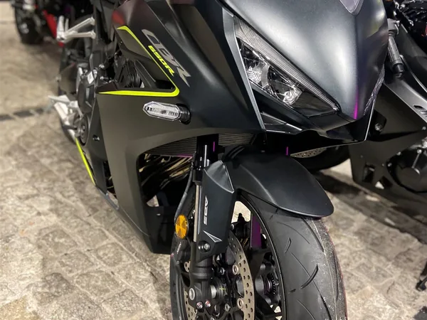 Honda CBR650R