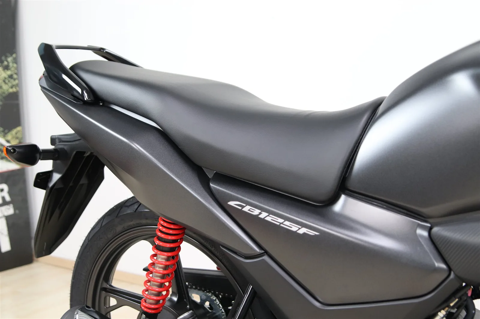 Honda CB125F