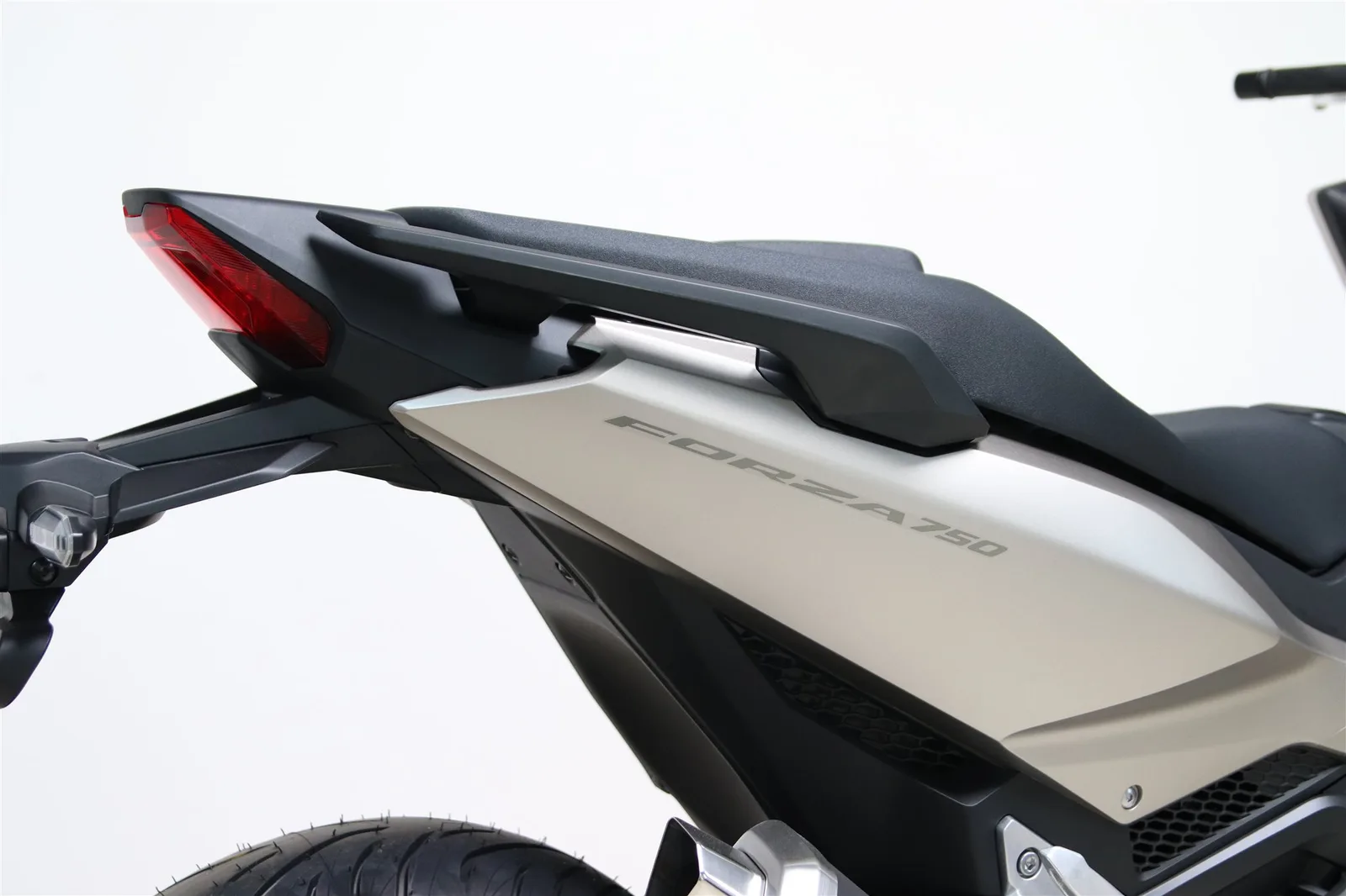 Honda Forza 750