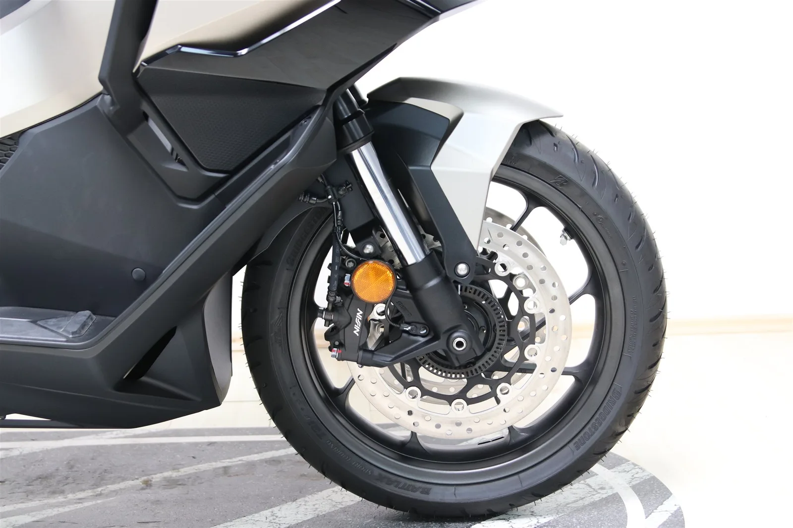 Honda Forza 750