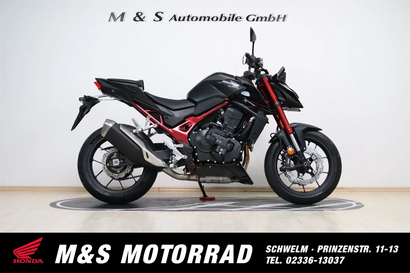 Honda CB750 Hornet E-Clutch
