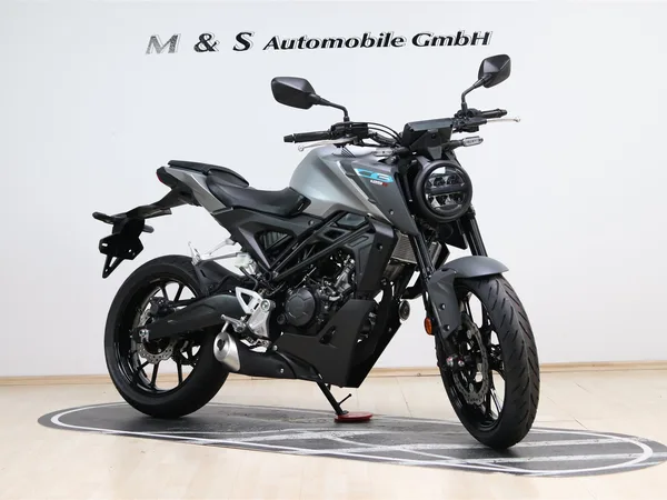 Honda CB125R