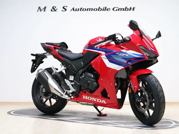 Honda CBR500R E-Clutch