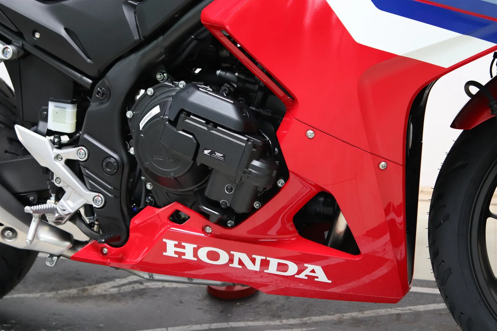 Honda CBR500R E-Clutch