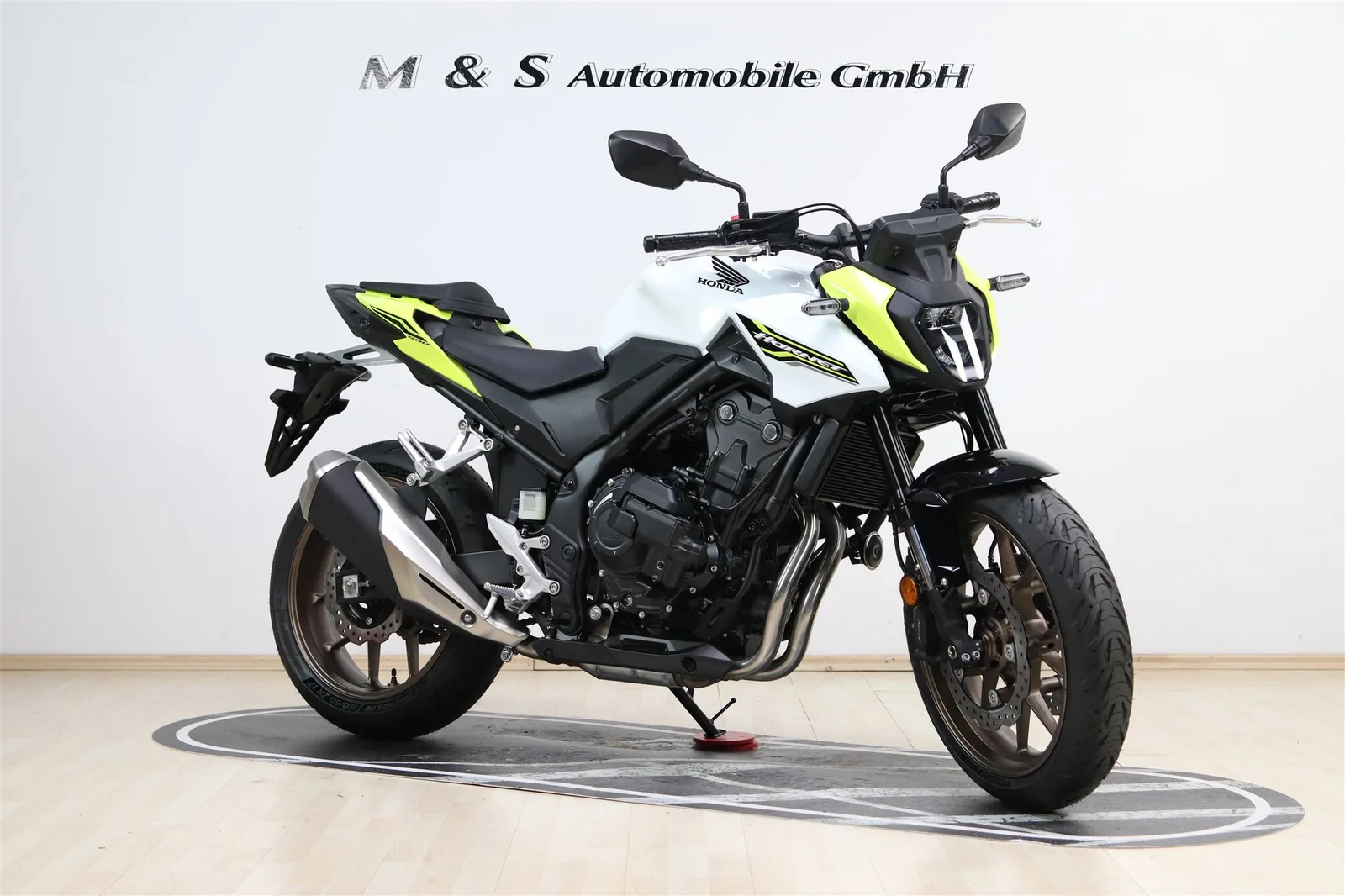 Honda CB500 Hornet E-Clutch