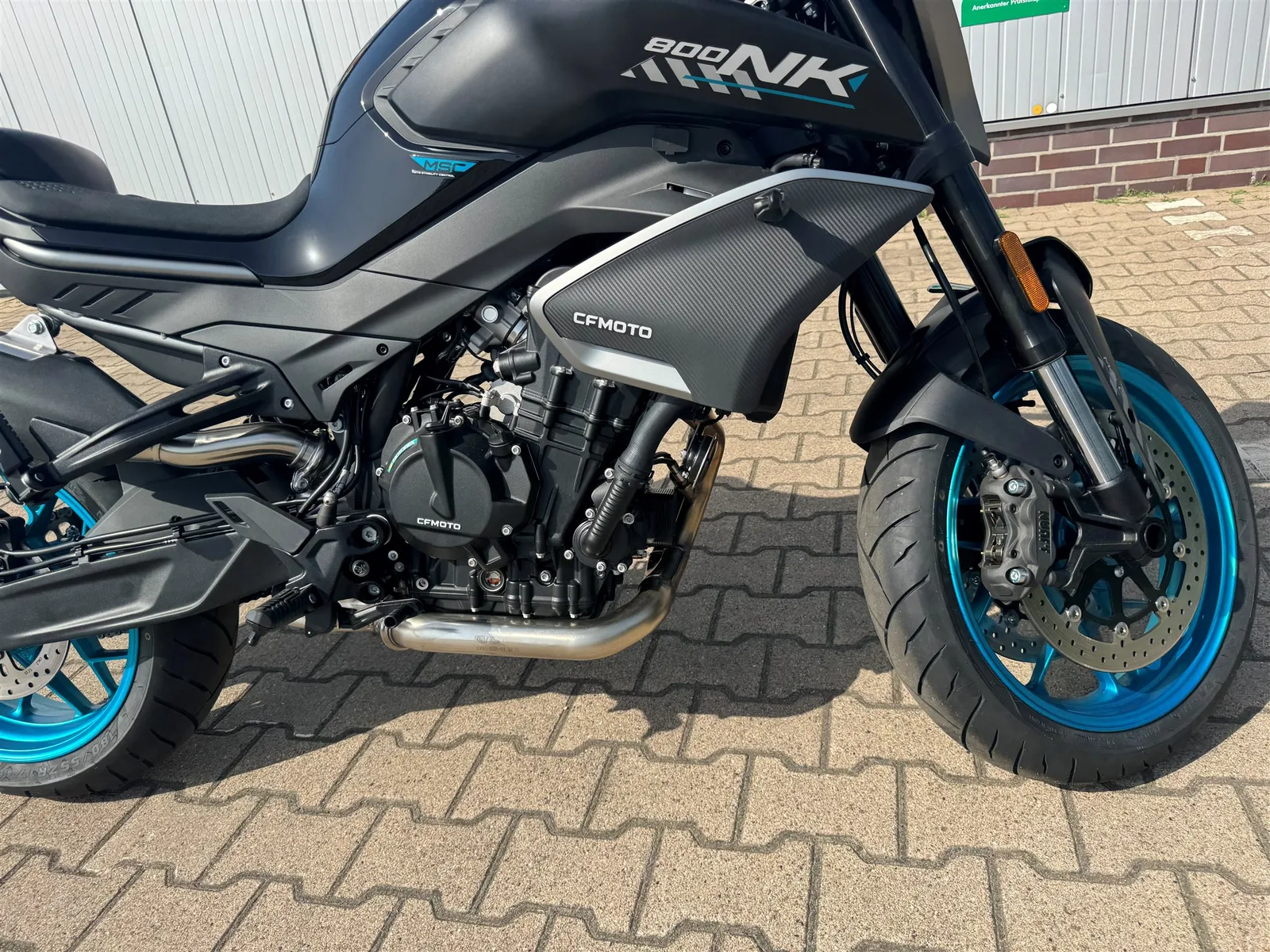 CFMOTO 800NK Advanced