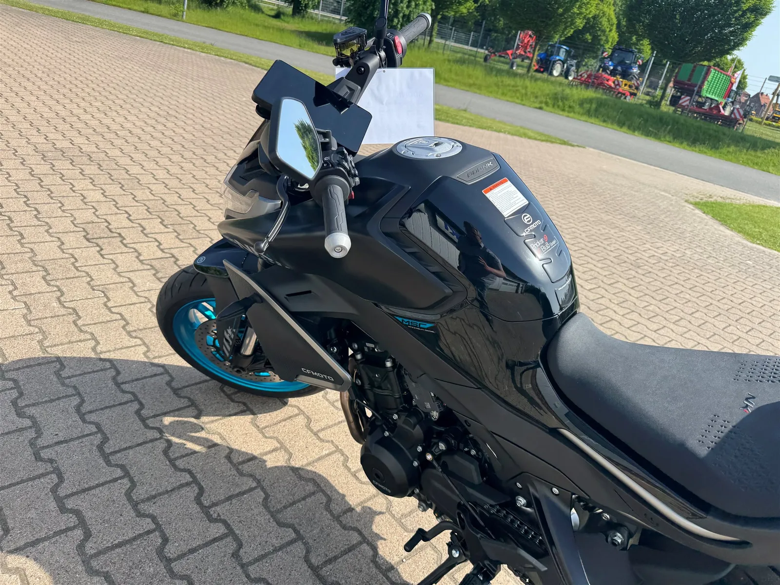 CFMOTO 800NK Advanced
