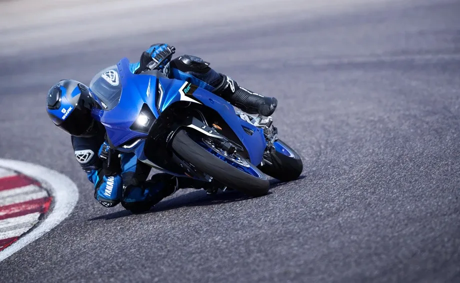 Yamaha R125, 2026 Sportpaket - Tech Black