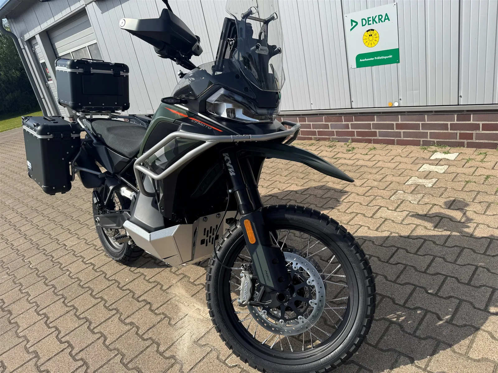 CFMOTO 1000MT-X am Lager