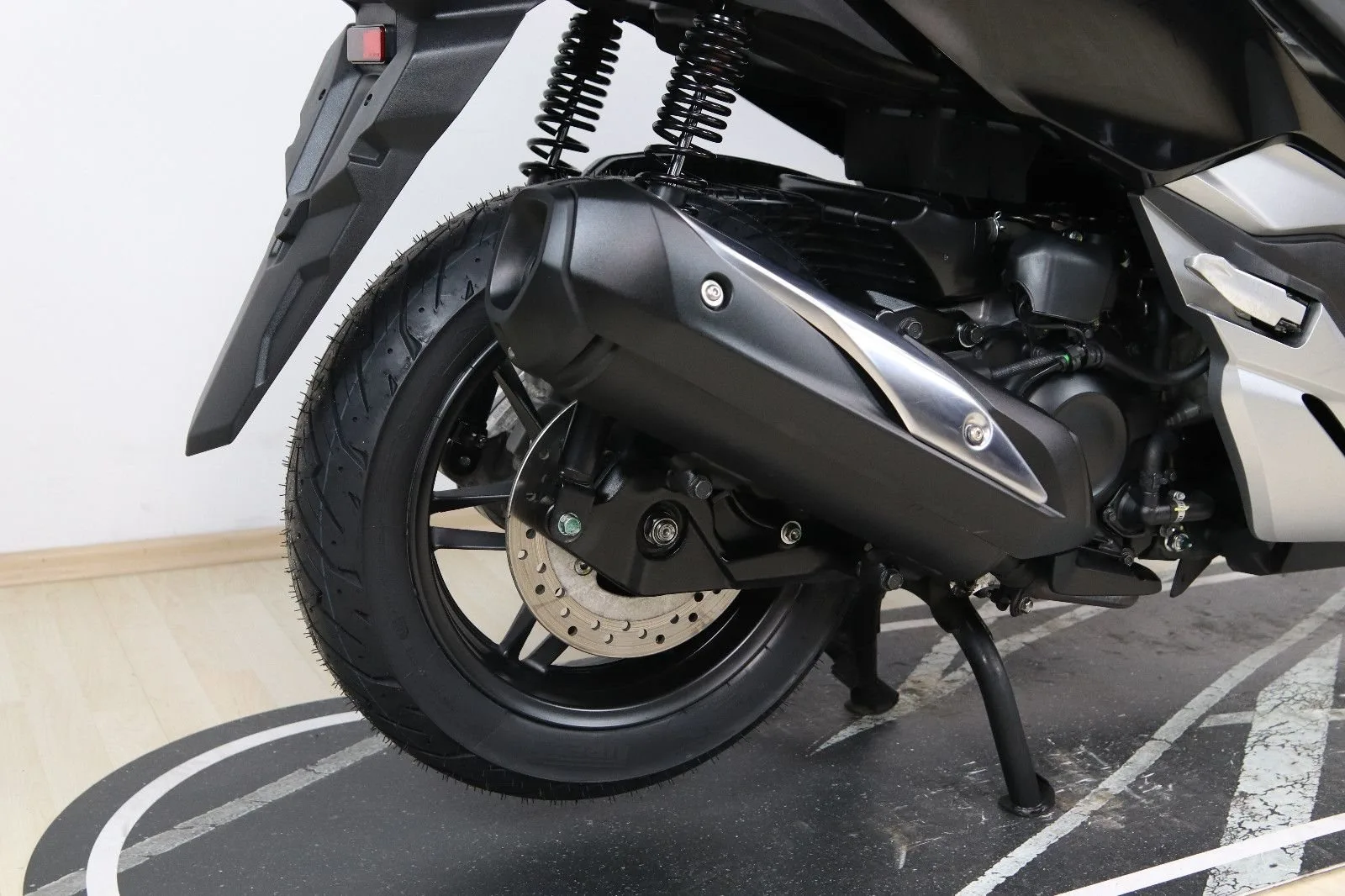 Honda Forza 300